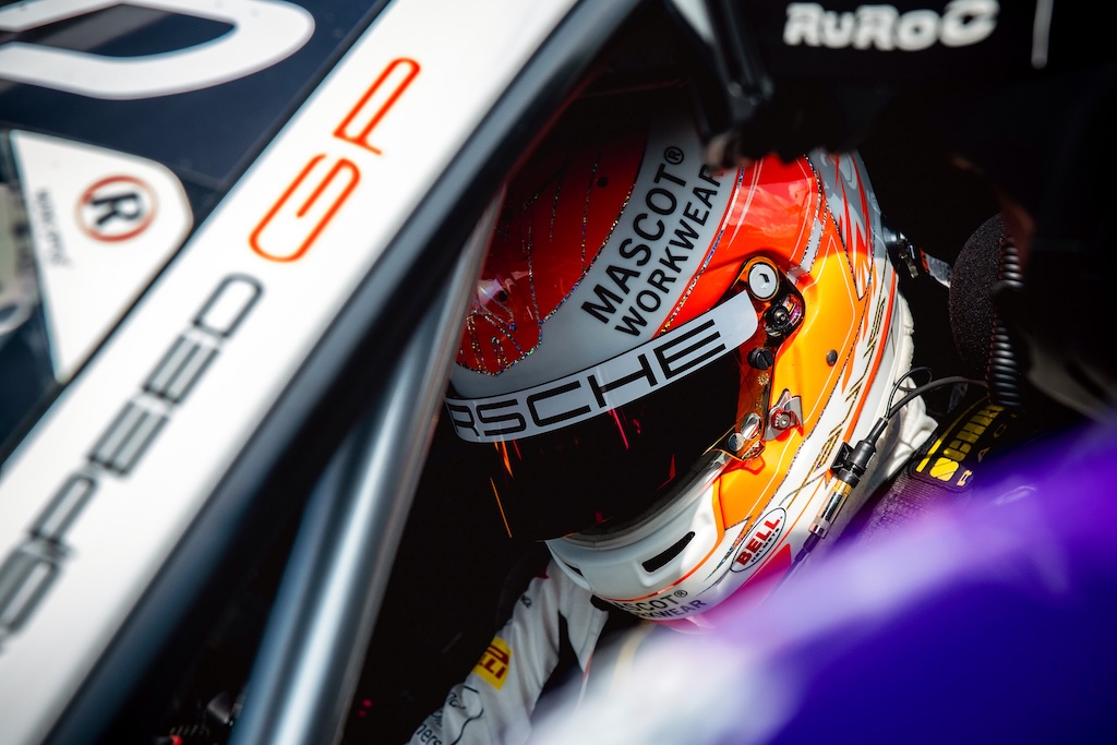 Uheldig strategi kostede Bastian Buus potentiel GTWC-sejr på Nürburgring.
(Foto: Lionspeed GP)